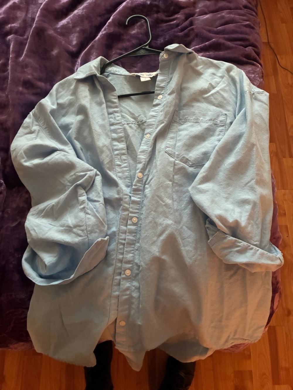 Old Navy Light Blue Men's Casual Button-Down Shirt